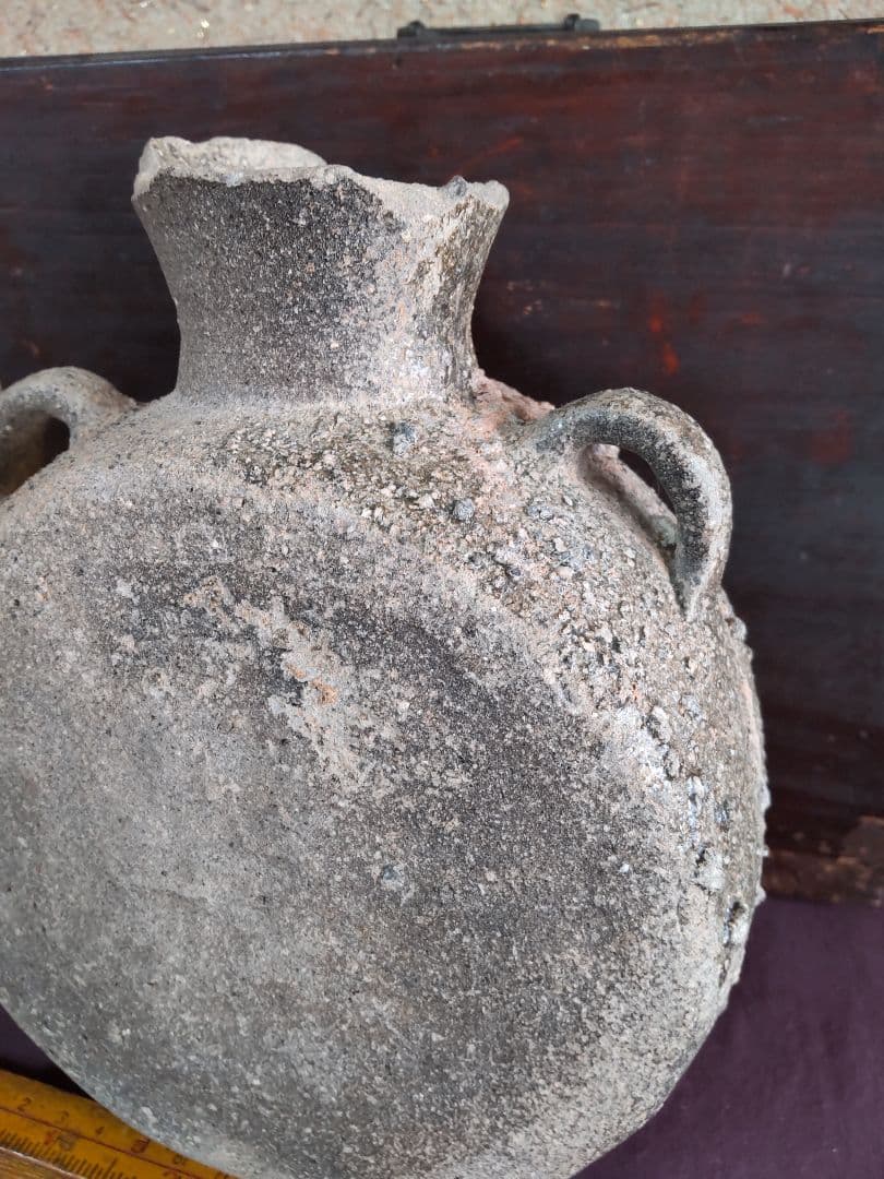 須恵器扁壺　堤瓶