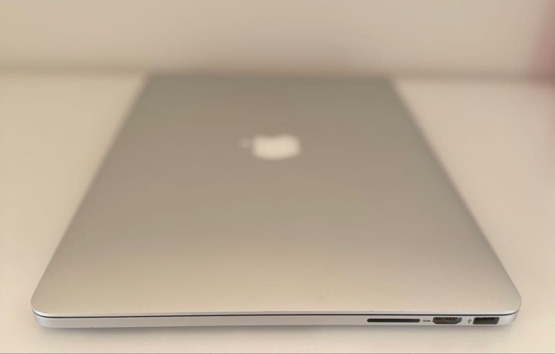 美品 Macbook Pro 2015 15インチ 今年最新mac os