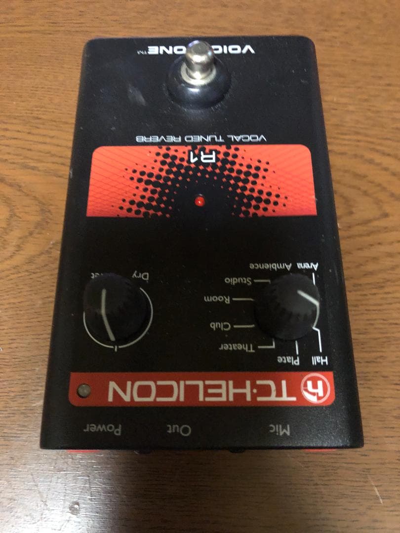 TC-Helicon VoiceTone R1 ボーカルチューナー・リバーブ