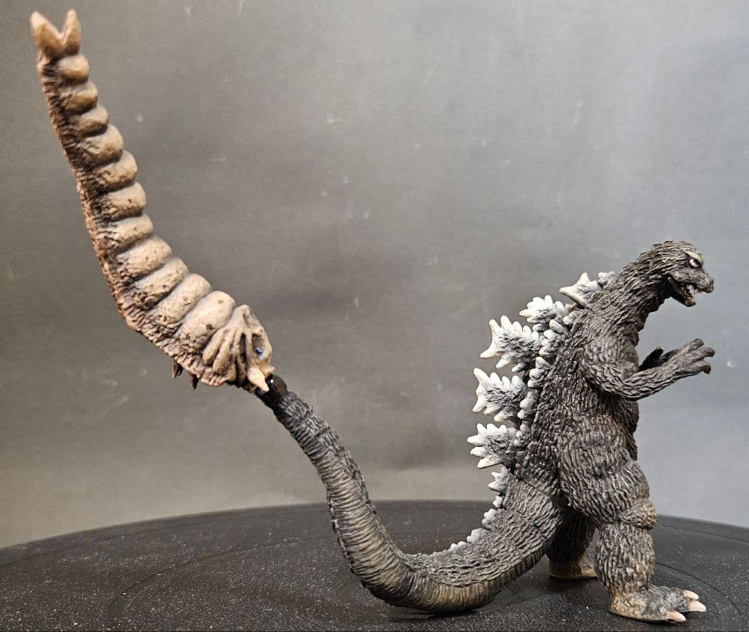 ゴジラ怪獣ソフビ　HGゴジラシリーズ　モスゴジ　モスラ幼虫　リペイント完成品