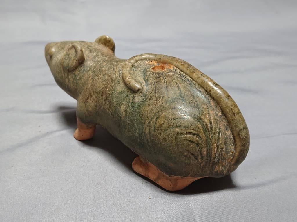 コレクター収集品　クメール 緑褐釉　鼠形壺（B）