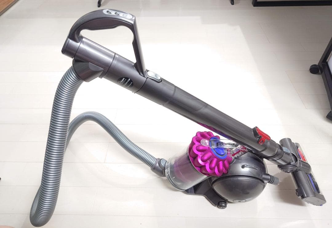 美品Dysonダイソン DC48 掃除機（箱＆説明書あり）翌日発送