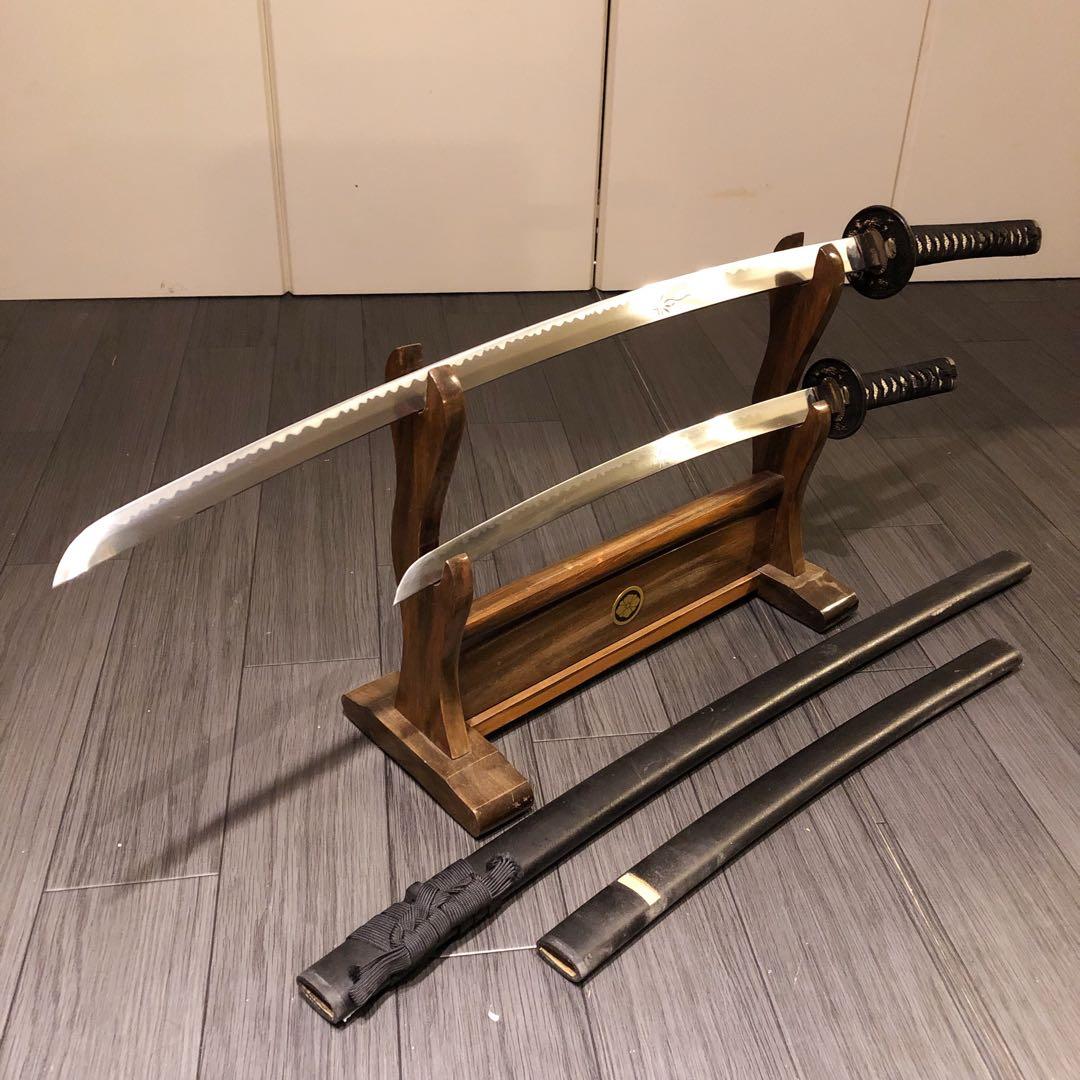 高級模造刀　龍梵字刻印　居合刀　 美術刀剣　太刀　脇差　大小セット　黒拵え