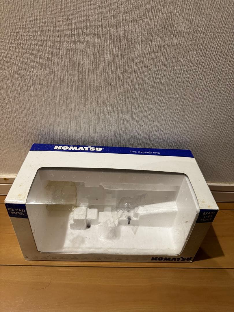 ミニカー KOMATSU HD605