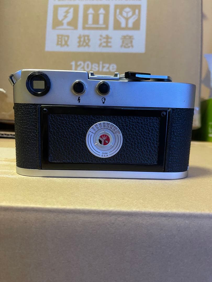 Leica m4 シルバークローム
