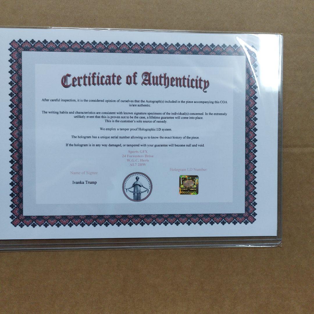 イヴァンカ　トランプ　直筆サイン入りフォト　証明書付き