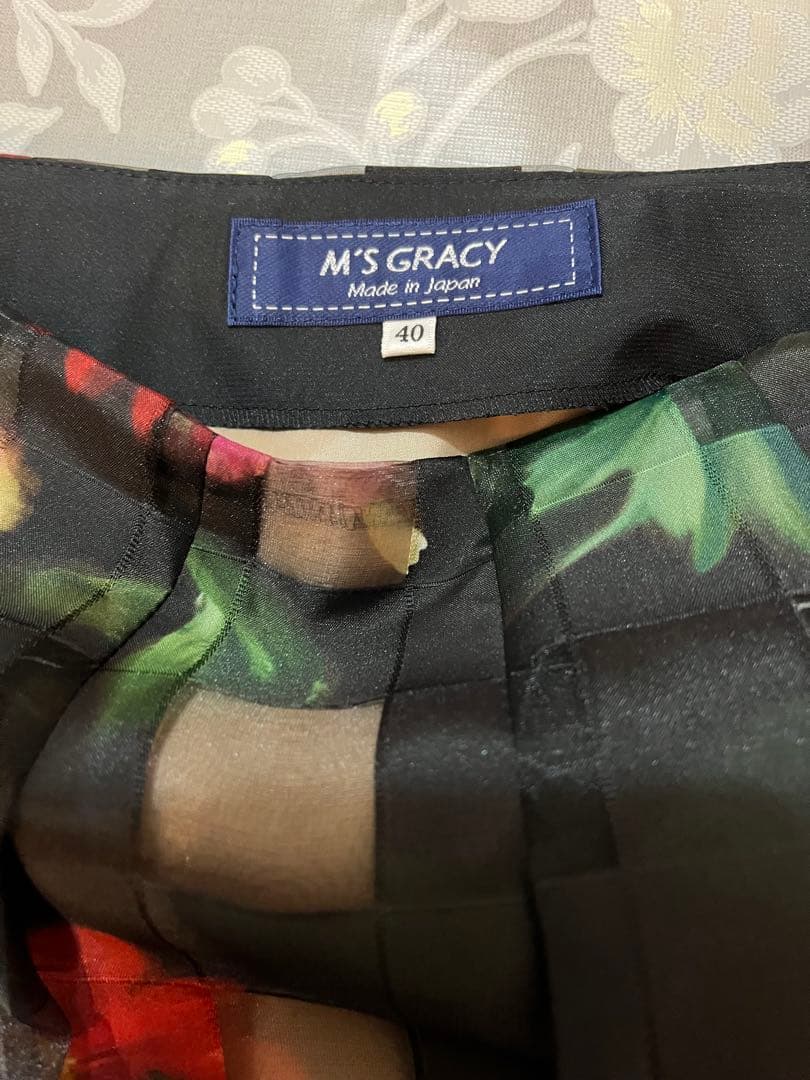 エムズグレイシー未使用カタログ掲載同柄スカート40