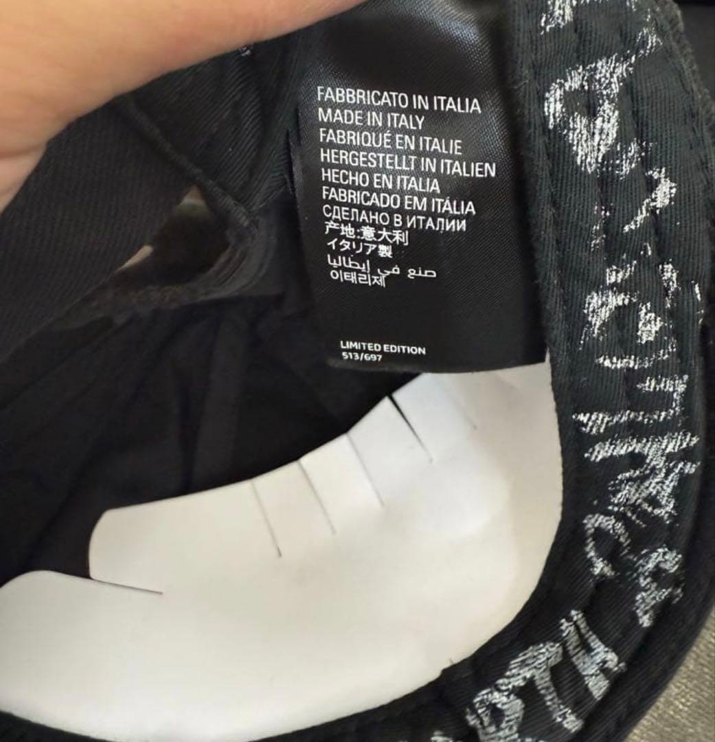 BALENCIAGAバレンシアガ　 ダークグレー キャップ　ダメージデザイン