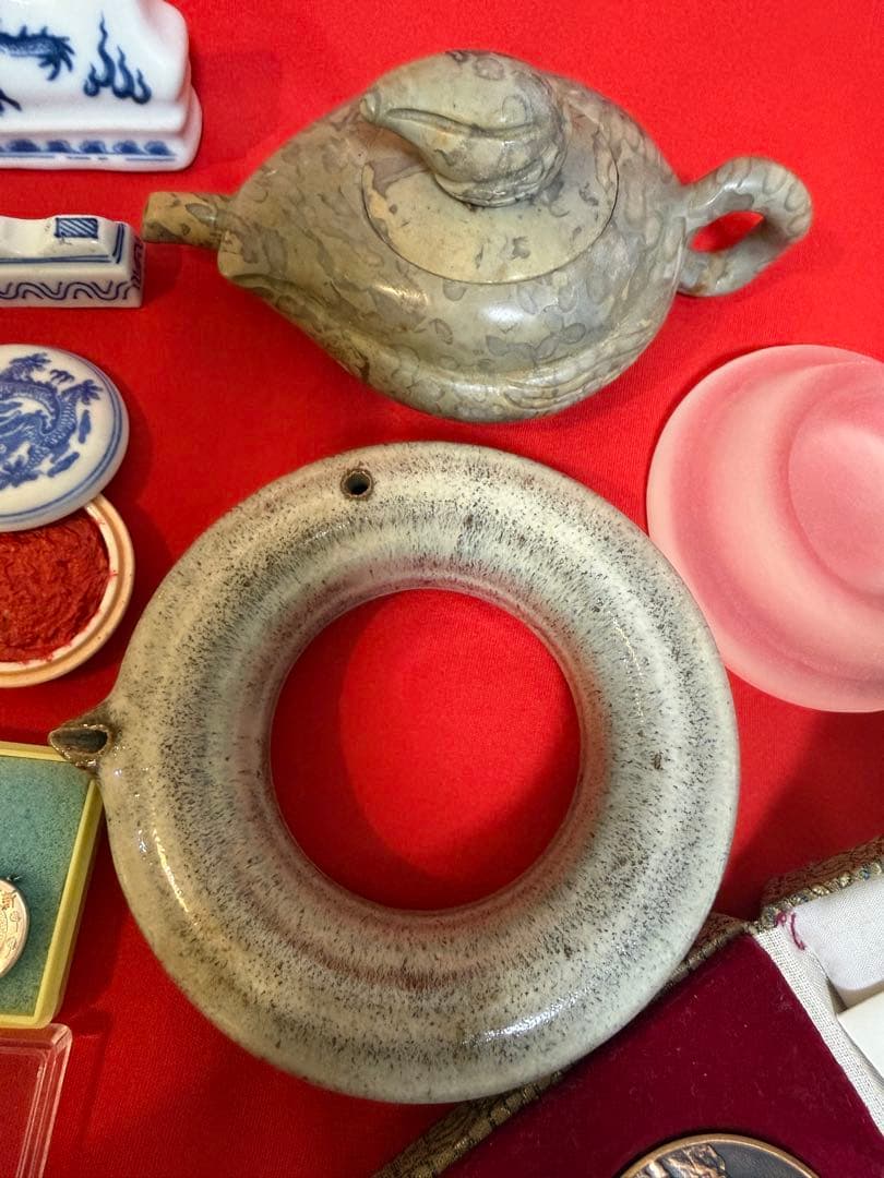 乾隆年製 ★☆朱肉 印泥 24K GP 水差し 水滴 書道 バッヂ 万里の長城