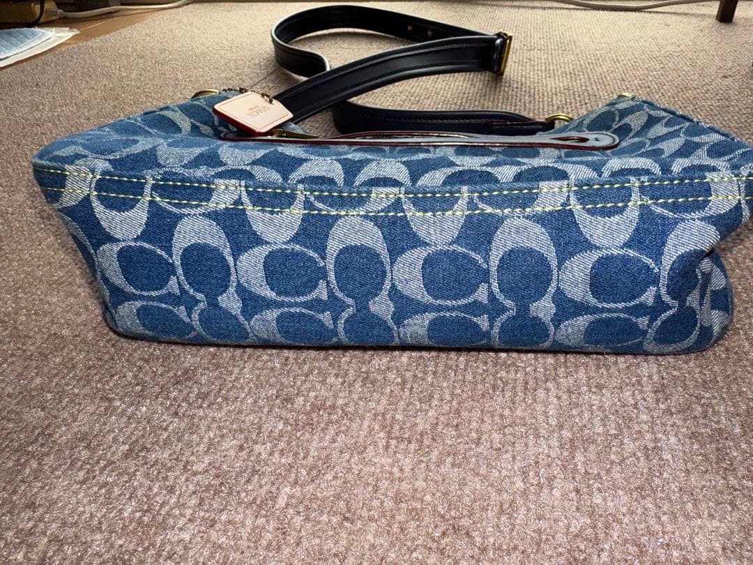 Coach デニムブルー ショルダーバッグ