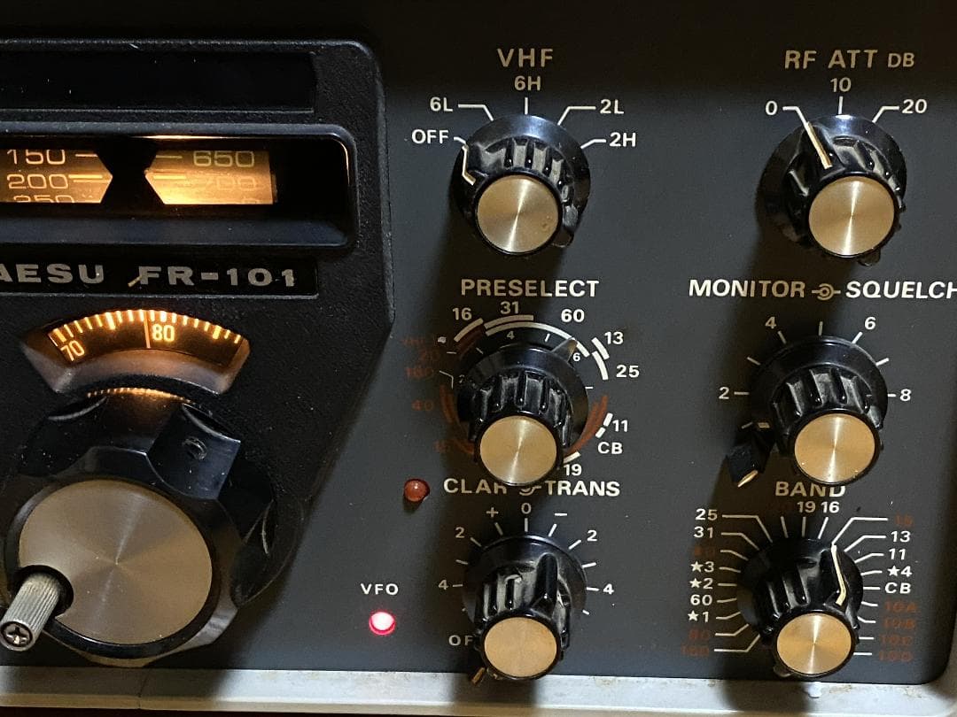 YAESU　FL-101、FR-101　八重洲無線　送・受信機