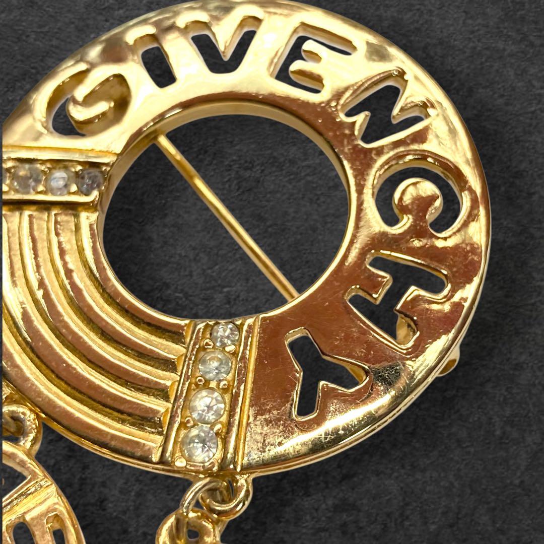 vintage GIVENCHY ロゴ×3チャーム ブローチ ゴールド 206