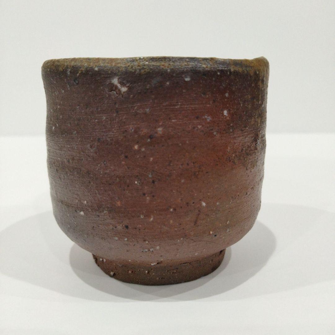 v266-6 岡山県無形文化財 金重道明作 備前焼 ぐいのみ 備前酒呑 共箱　E