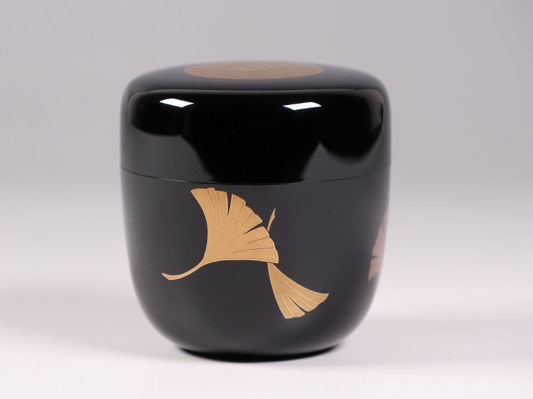 茶道具 山中塗蒔絵師 谷口博山 まどか幼稚園章蒔絵 銀杏 中棗 木製【CM338