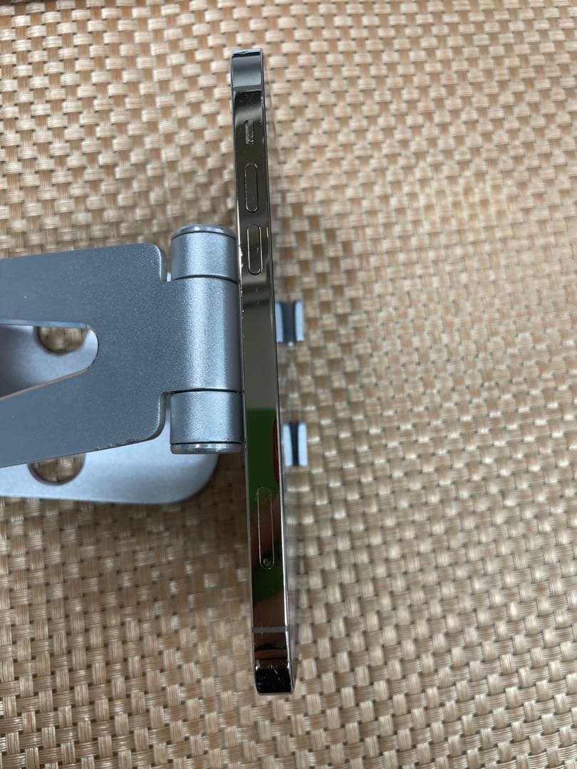 iPhone 12 Pro 128 GB ゴールドSIMフリー【4013】