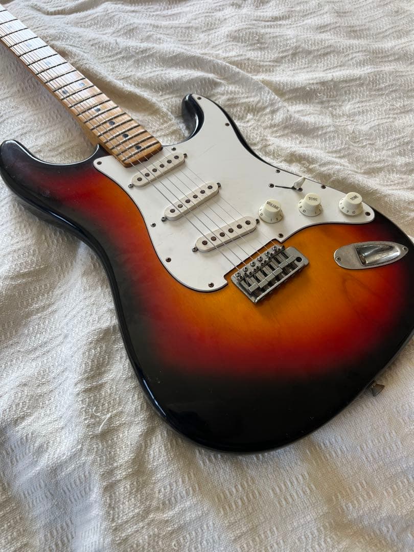 Founder ビンテージ　ストラトキャスター値下げしました