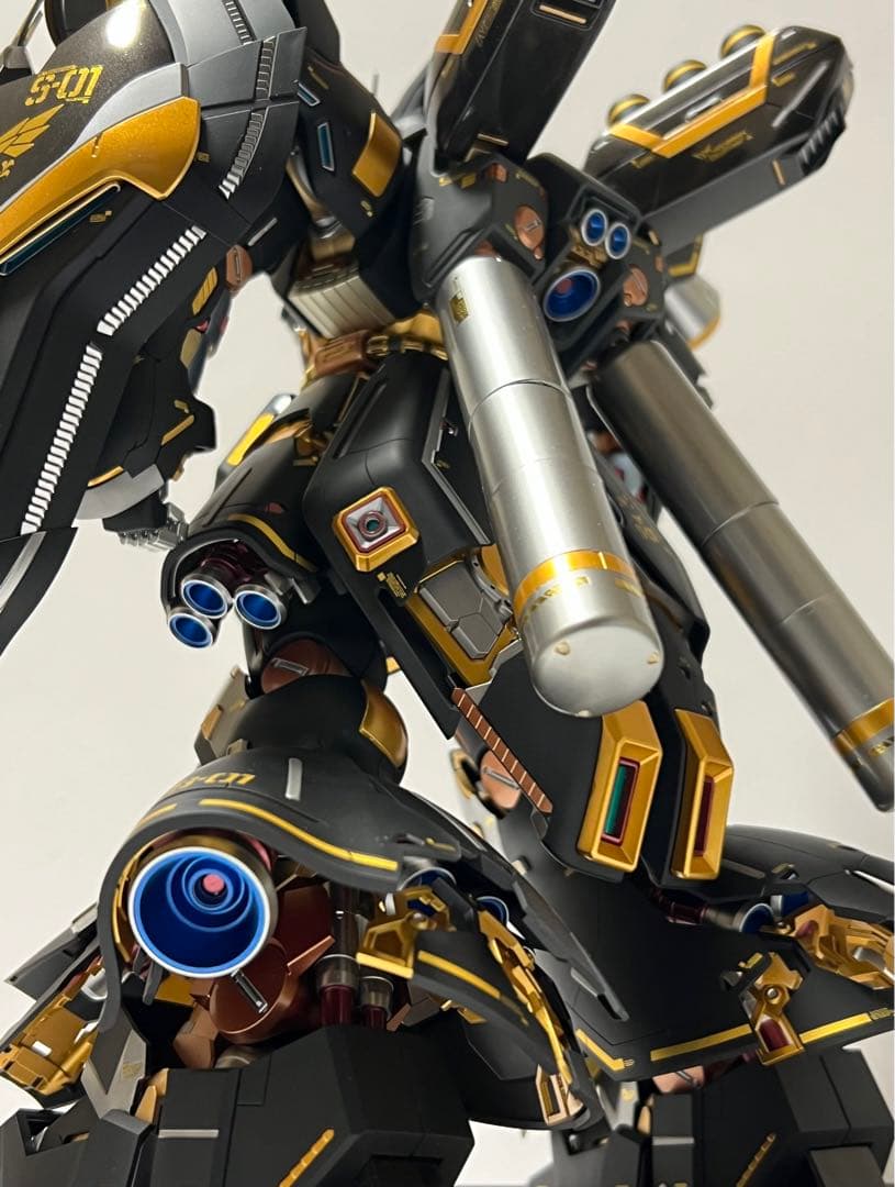 ガンプラ MG 1/100 サザビー Ver.Ka 塗装完成品