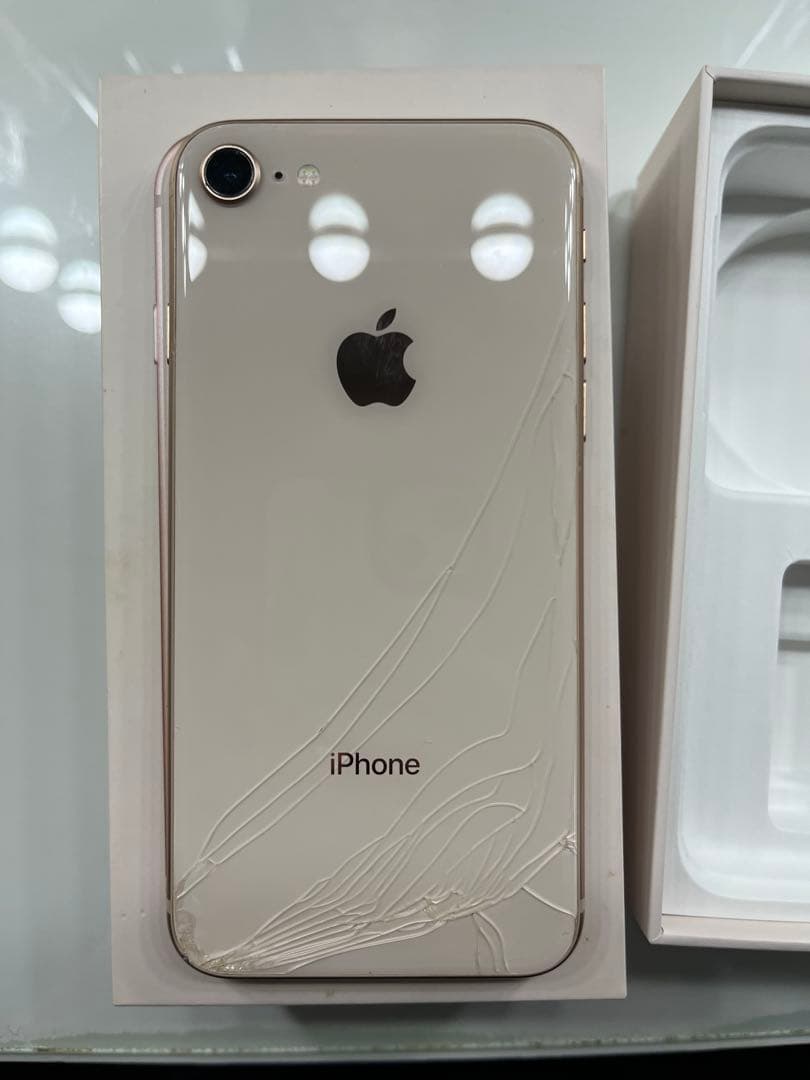 Apple iPhone 8 ピンクゴールド 本体　64GB