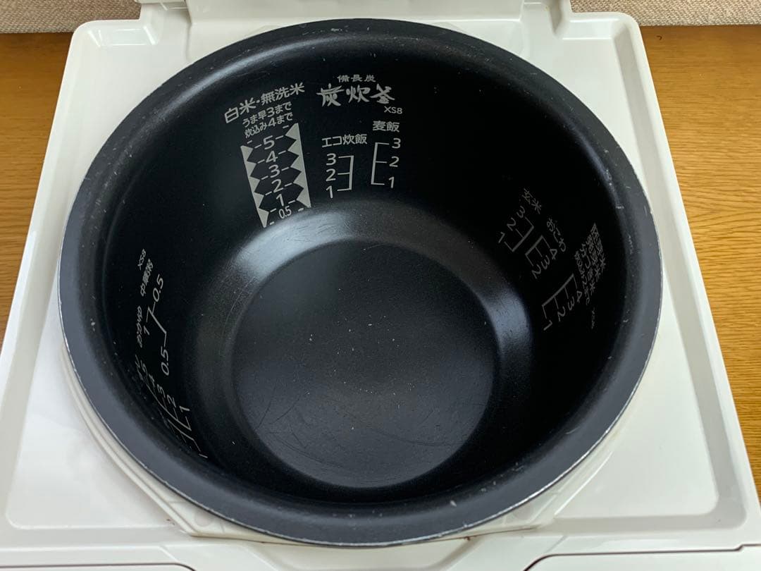 MITSUBISHI 蒸気レスIH炊飯器 5.5合 NJ-XS108J