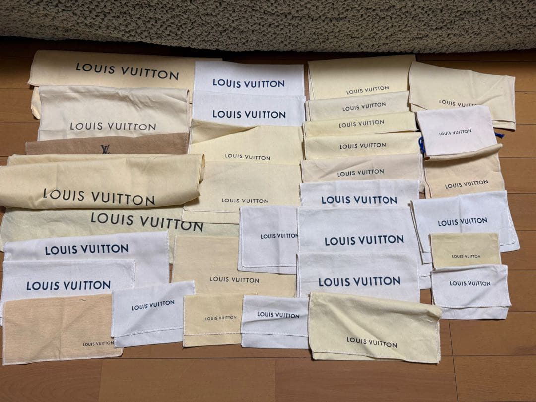 マ*ス様 LOUIS VUITTON 布製袋5ページ分