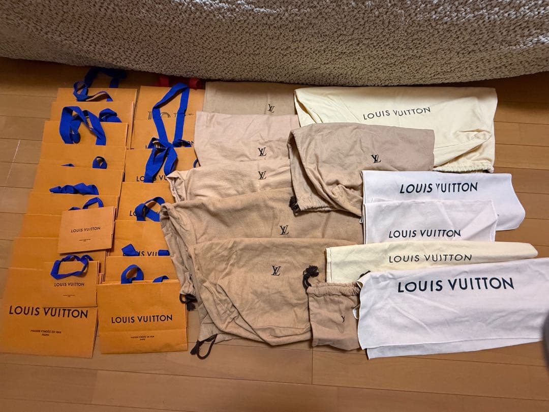 マ*ス様 LOUIS VUITTON 布製袋5ページ分