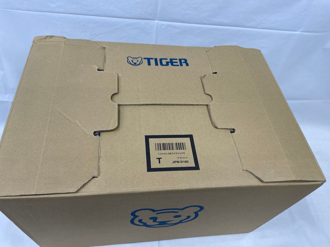 【新品・未使用】★タイガーIH炊飯器 ◆JPW-D100T ◆5.5合炊き