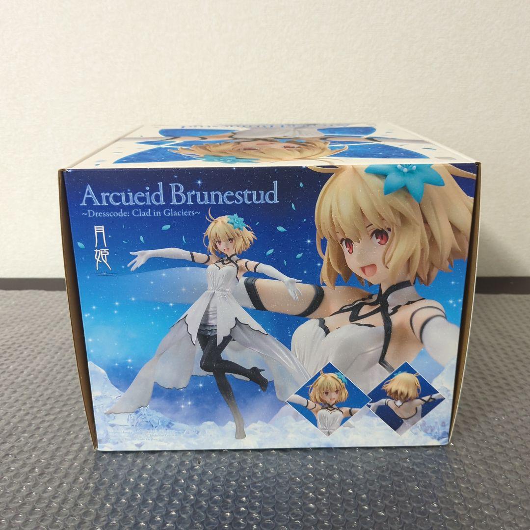 【未開封】アルクェイド・ブリュンスタッド 氷河をまとう 1/7 月姫 フィギュア