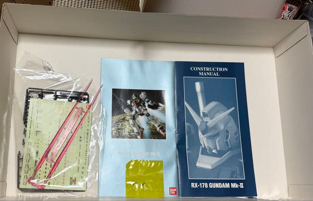 【中古組立て】 PG ガンダムMk-II 初回特典付き ジャンク