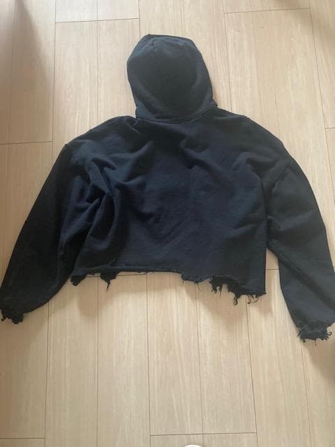 BALENCIAGA ユニセックス ブラック フード付きパーカー