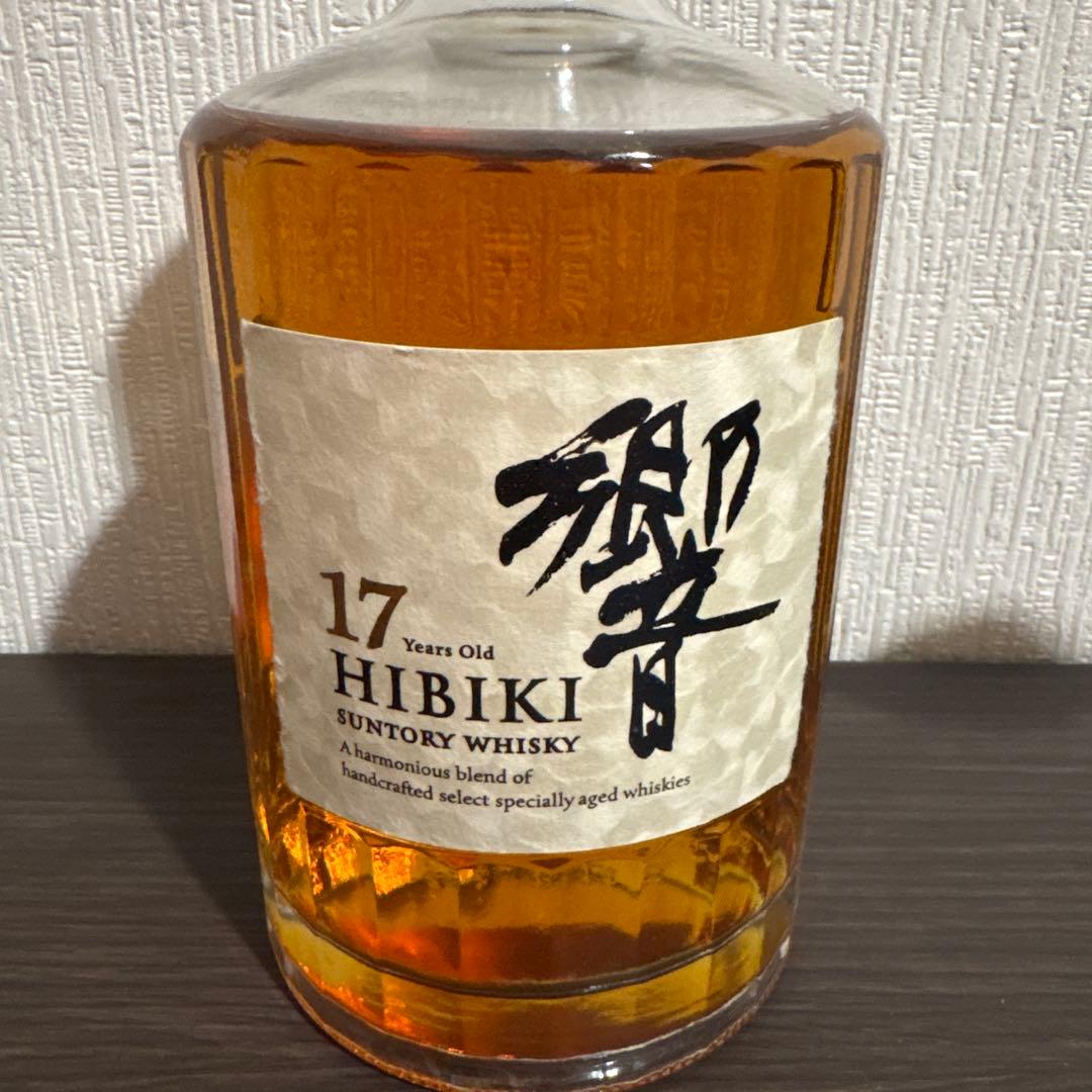 【未開栓】サントリー 響 HIBIKI ウイスキー 17年 700ml 43%