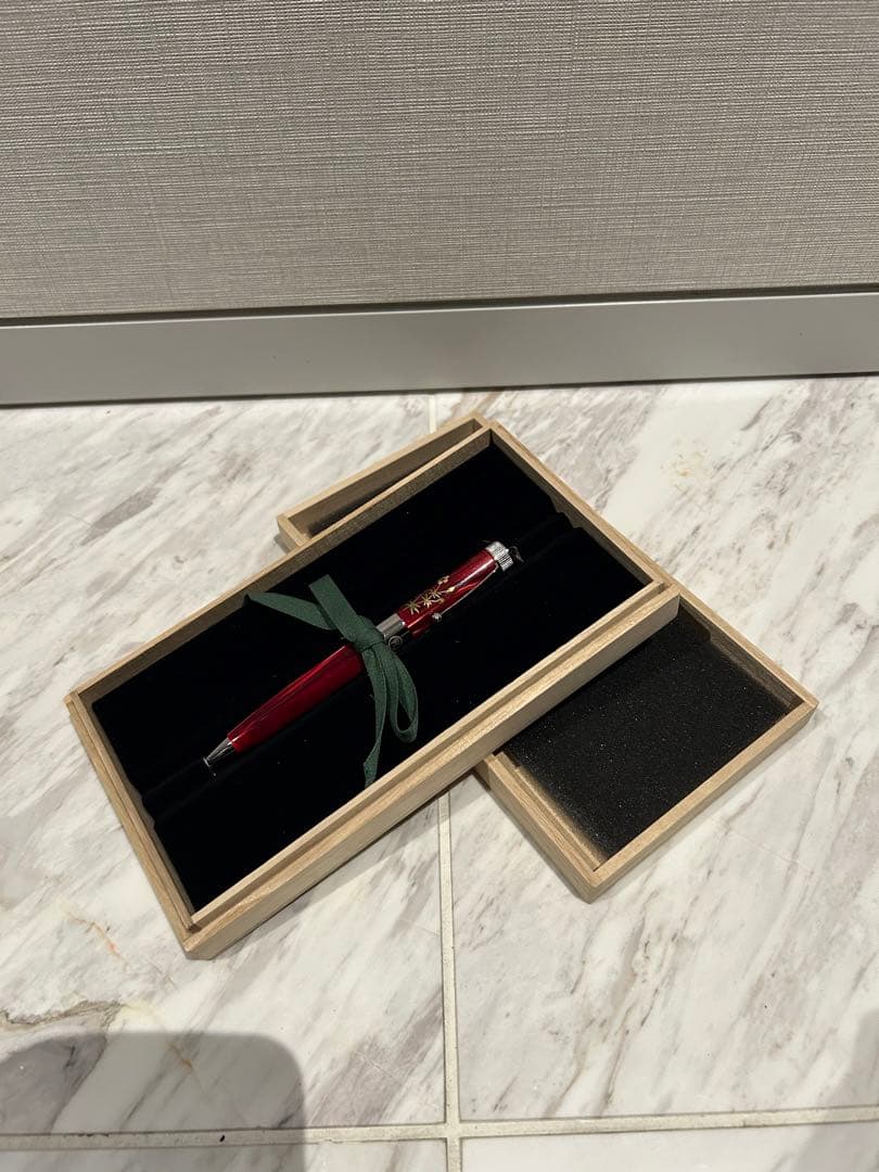 ROMEO 赤　ボールペン　針谷絹代