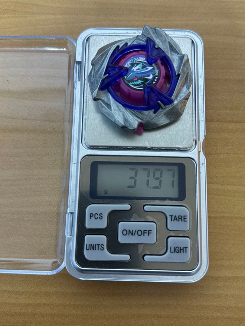 調整済み シャークスケイル1-60LR +FB 37.97g ベイブレードX