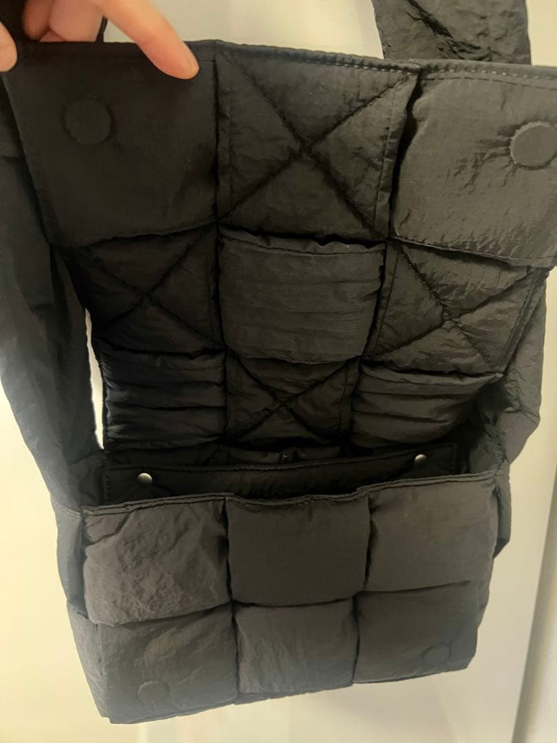 BOTTEGA VENETA 755182 VBO81 ショルダーバッグ 黒