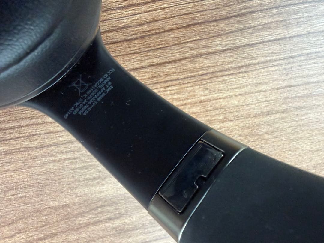 Beats solo4ブラック ワイヤレスヘッドホン