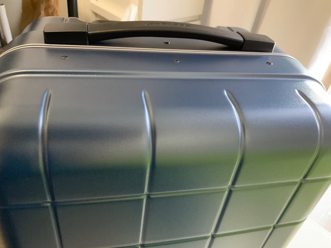 gorogoro　　ダークグレー TSAロック付きキャリーケース