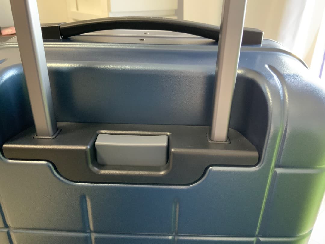 gorogoro　　ダークグレー TSAロック付きキャリーケース