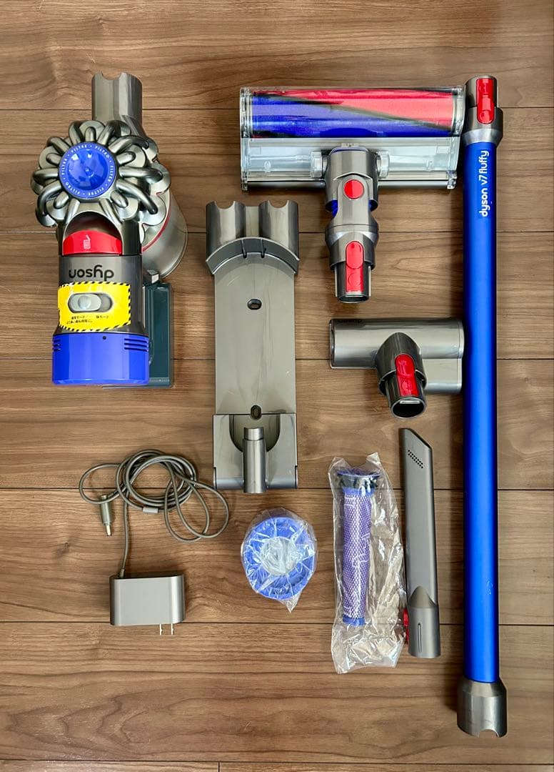 Dyson V7 fluffy コードレス掃除機
