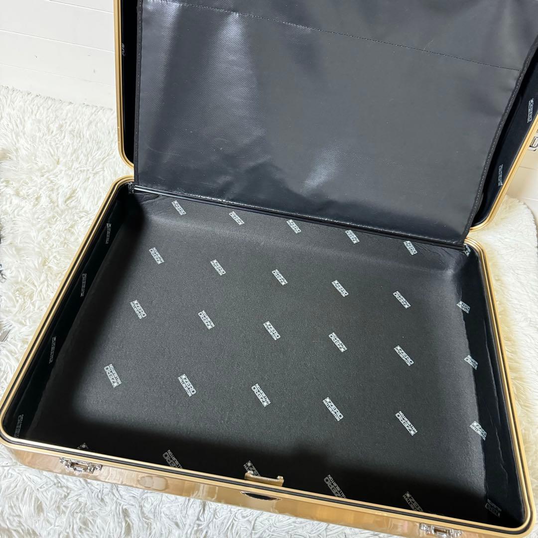 廃盤✨ゼロハリバートン　キャリーケース　アルミ　ジュラルミン　ポリッシュゴールド