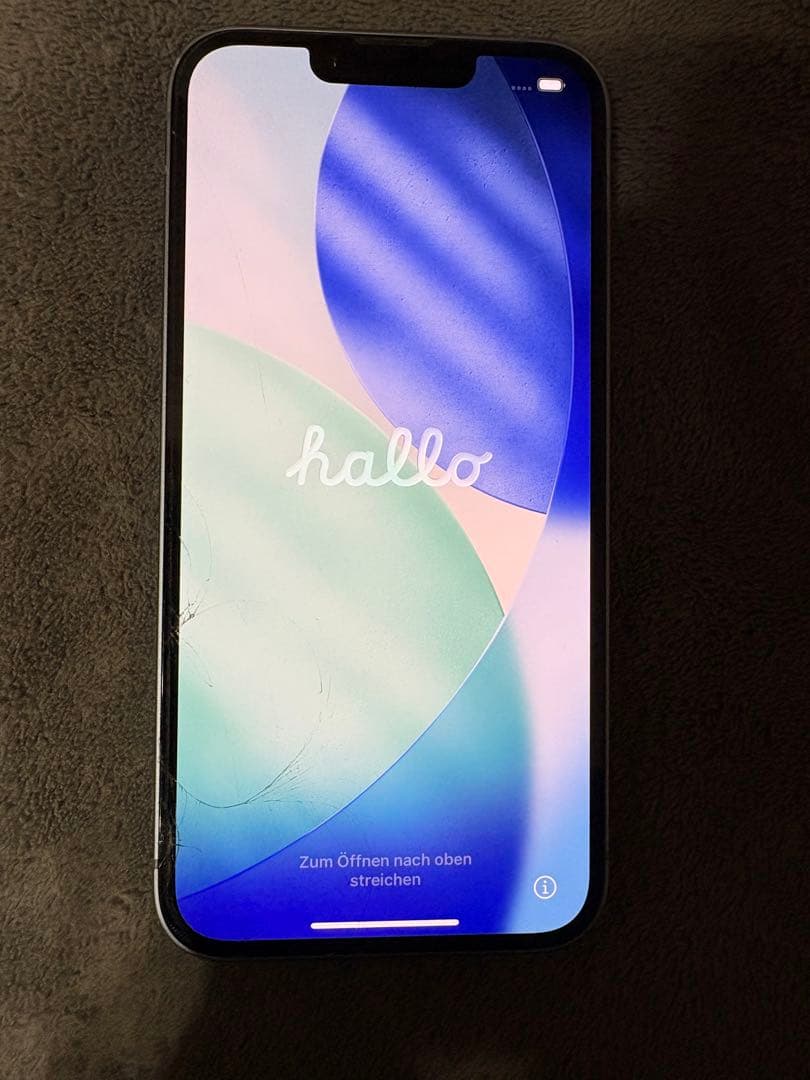 ちょうiPhone 14 128GB SIMフリー　画面ひび割れあり