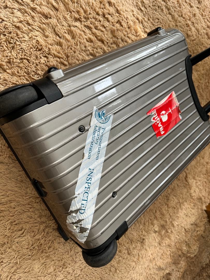 8*a様 値下げ中【RIMOWA】リモワサルサ スーツケース★レア シャンパンゴ