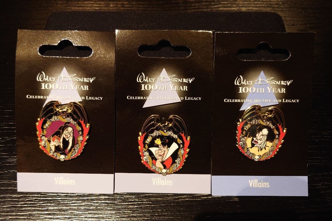 ウォルト・ディズニー 生誕100周年 ディズニーストア ヴィランズ ピンバッジ
