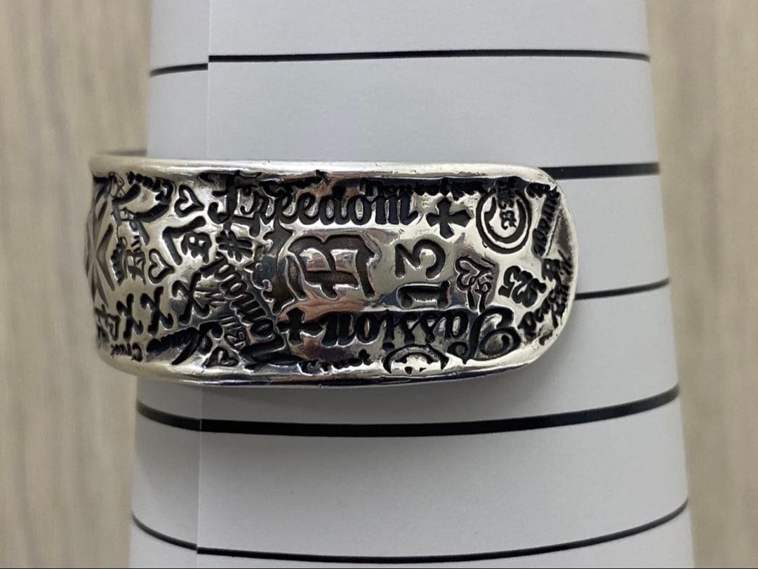 黒猫くろ太　ビルウォールレザー　BWL ワイドグラフィティバングル