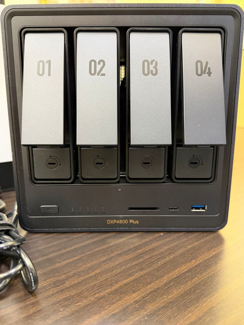 外付けハードディスク・ドライブ UGREEN NASync DXP4800Plus