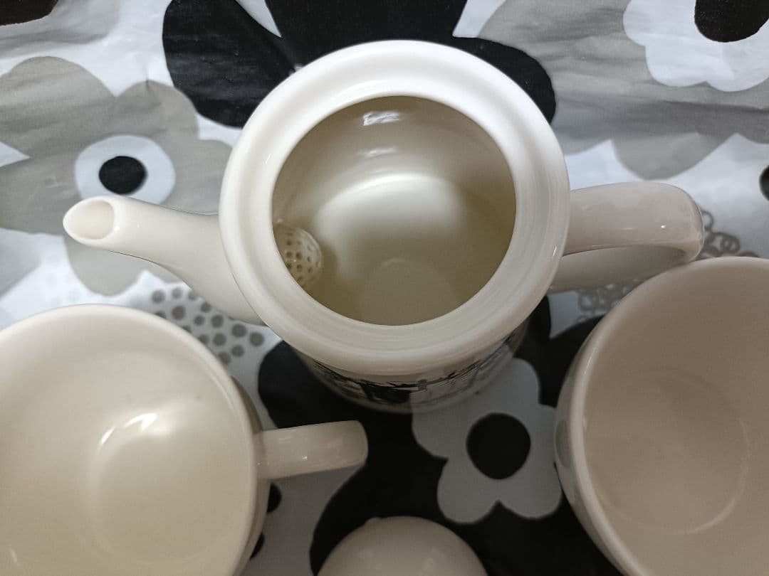 進撃の巨人 ティーポット カップセット