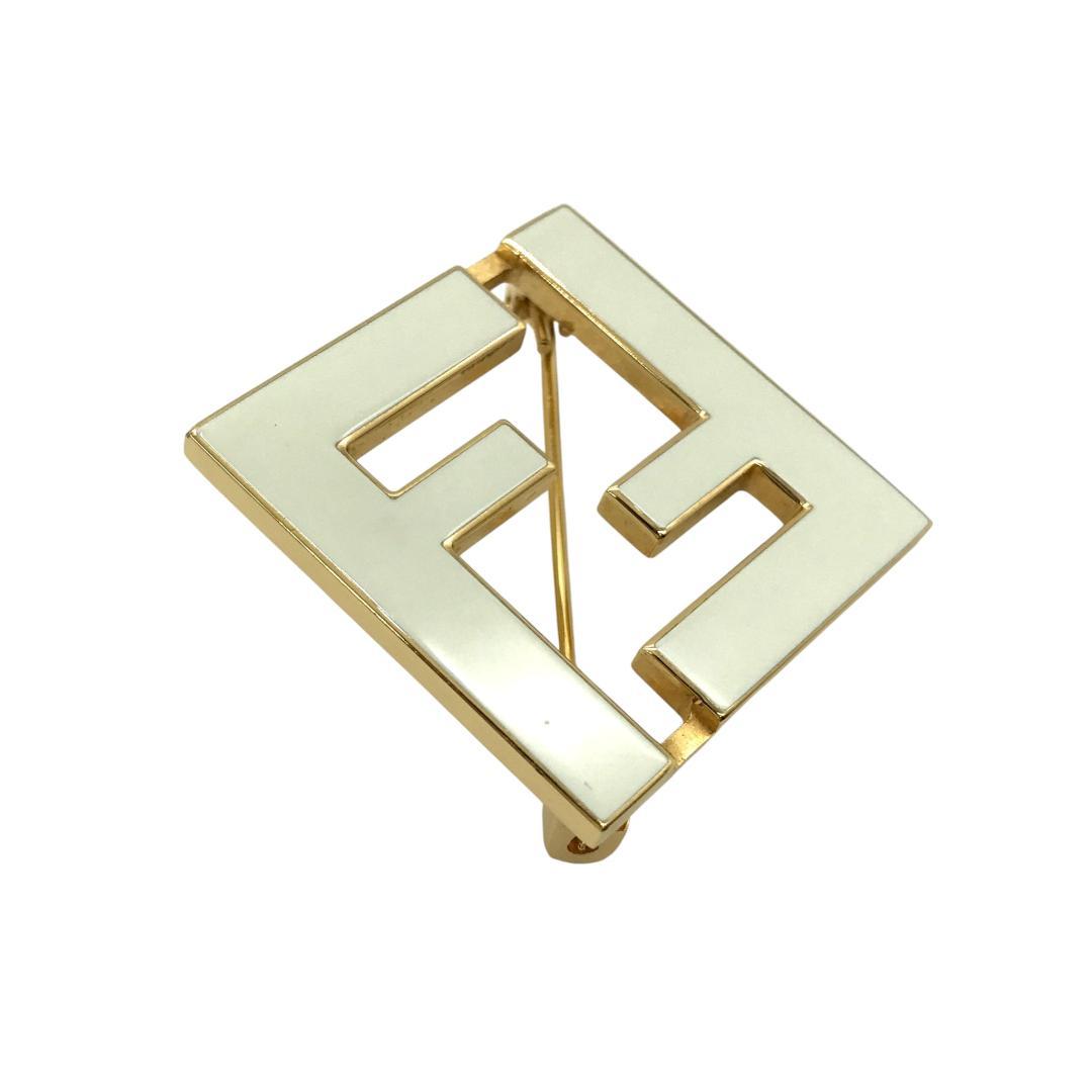 【未使用級】FENDI フェンディ ブローチ フォーエバー FFロゴ