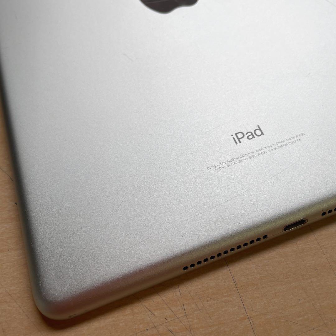 iPad 第6世代　A1893　Wi-Fiモデル　シルバー　32GB #5