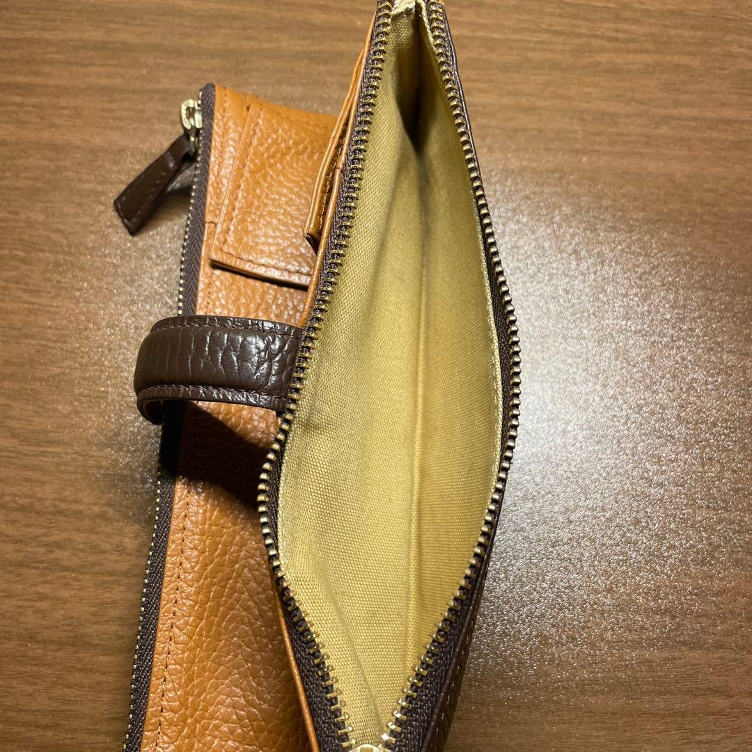 ういあえ ルポ　ペンケース