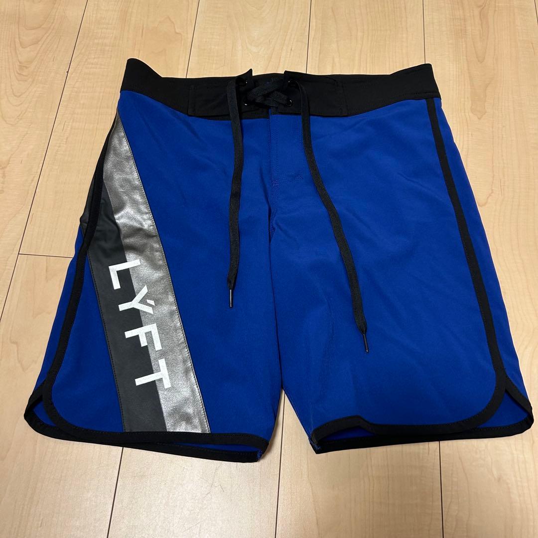 LYFT リフト　サーフパンツ Sサイズ 青