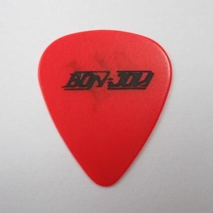 BON JOVI リッチー・サンボラ Super Rock '84 ギターピック