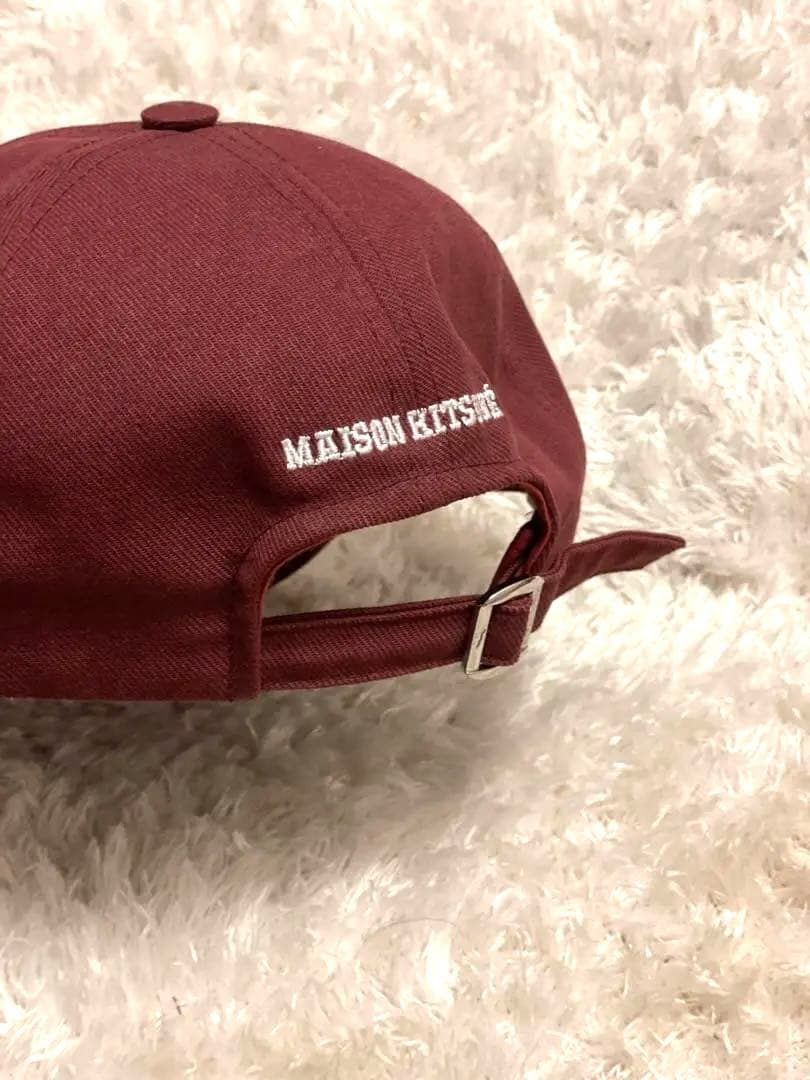 【希少】メゾンキツネ ドレスドフォックス cap ユニセックス　バーガンディ